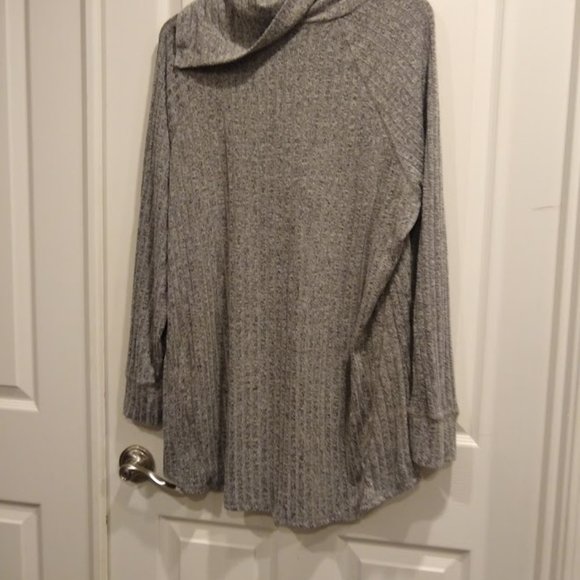 French Laundry Sweater Knit Asymmetrical Button Cowl Neck Top size 2x - Picture 4 of 5